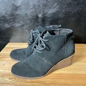 Toms Hyde Black Suede Lace‎ Up Ankle Wedge Boots Size 7.5